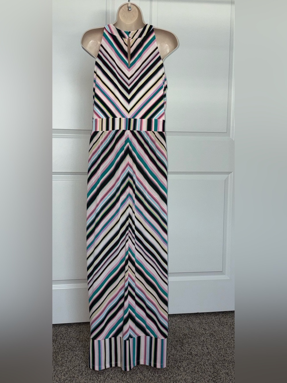 Chevron Striped Halter Maxi Dress in Petite length size Large - Picture 2 of 11